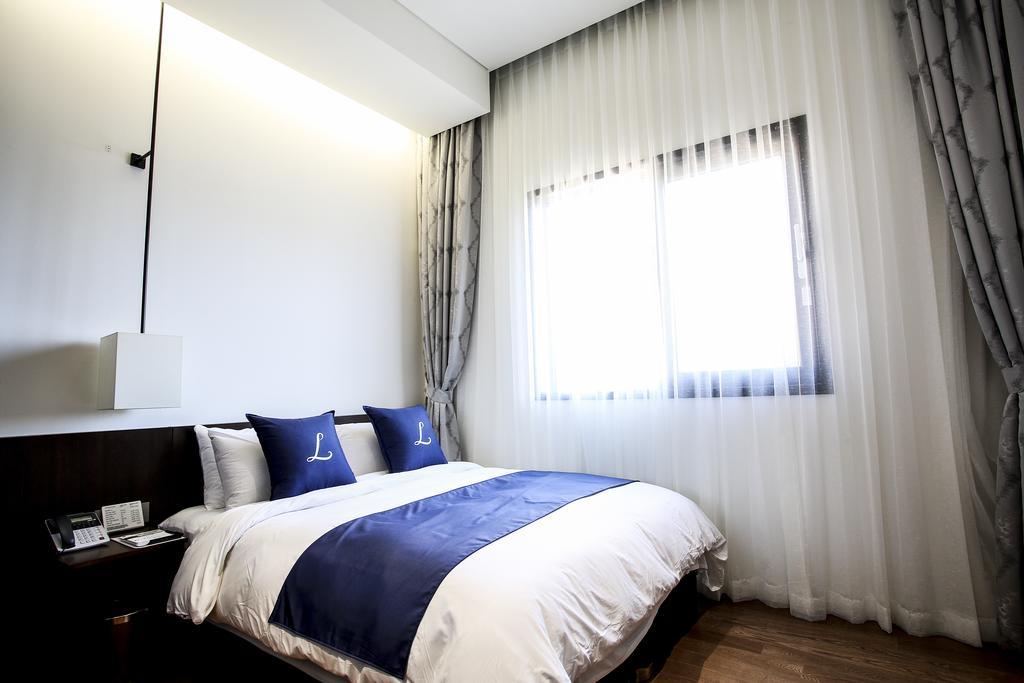 Lapis Hotel Намхе Екстериор снимка