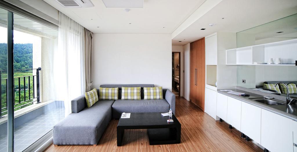 Lapis Hotel Намхе Екстериор снимка