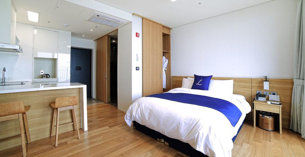 Lapis Hotel Намхе Екстериор снимка