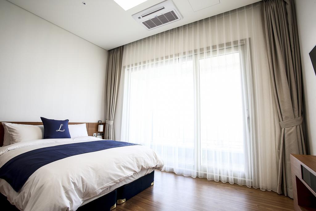 Lapis Hotel Намхе Екстериор снимка
